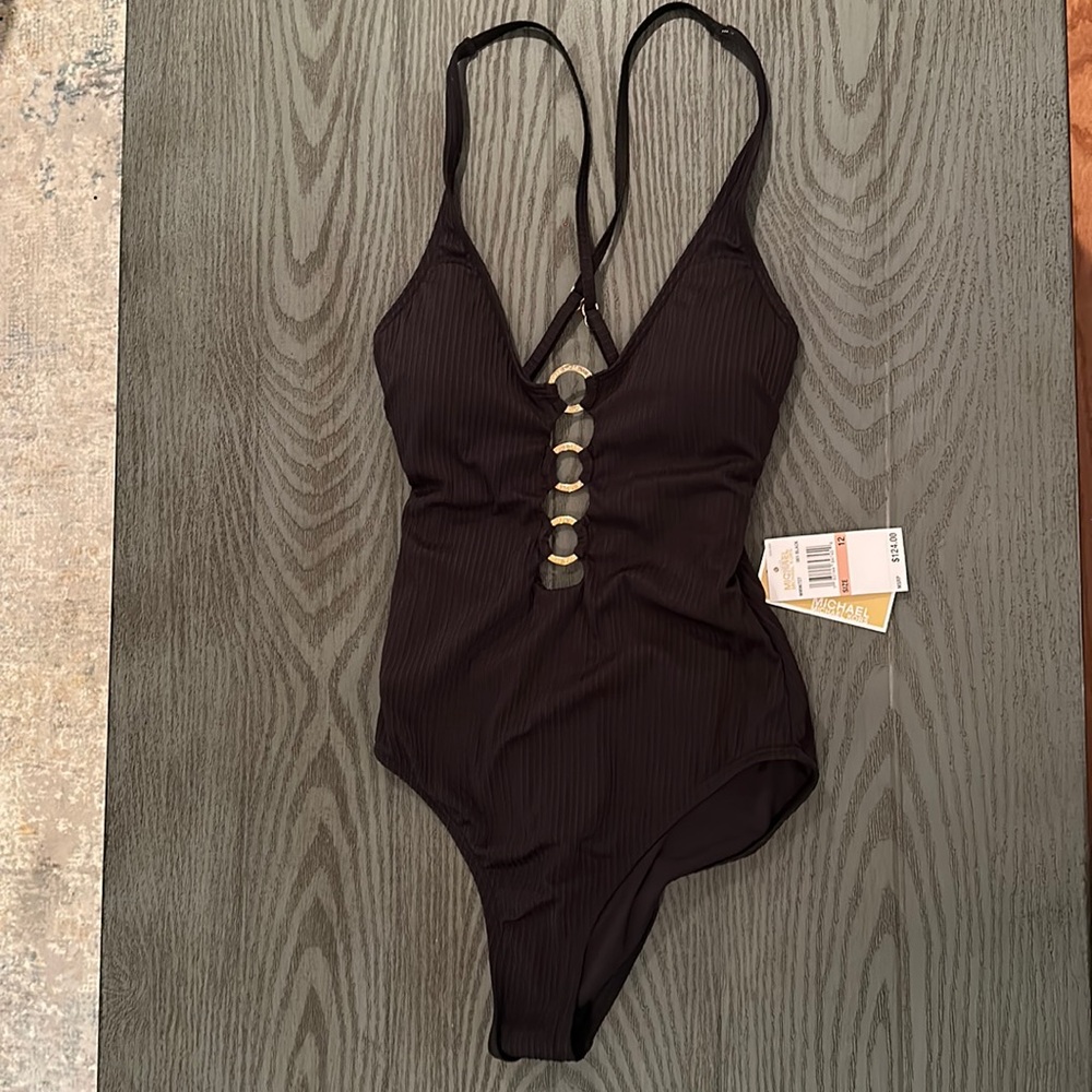Michael Kors One Piece Swimsuit- New 🌴🌴🏖🏖